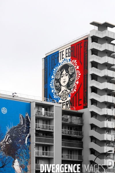 Liberte,egalite,fraternite, le mur peint de l artiste Obey