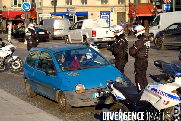 Illustration Janvier2017.Controle de police sur la vignette Crit air
