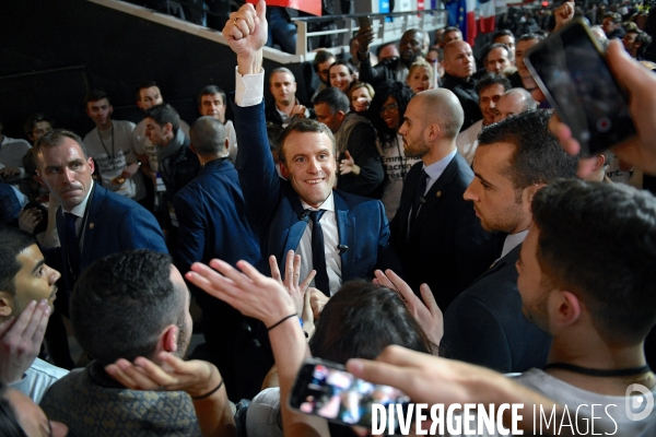 Meeting d Emmanuel Macron