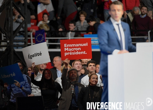 Meeting d Emmanuel Macron