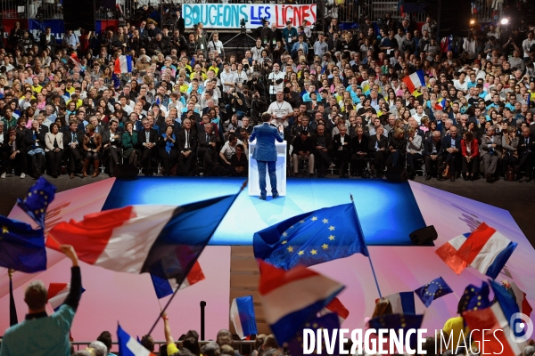 Meeting d Emmanuel Macron