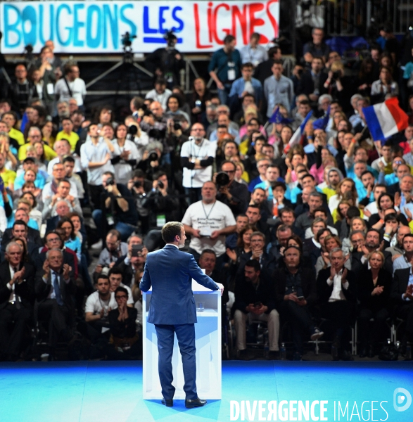 Meeting d Emmanuel Macron
