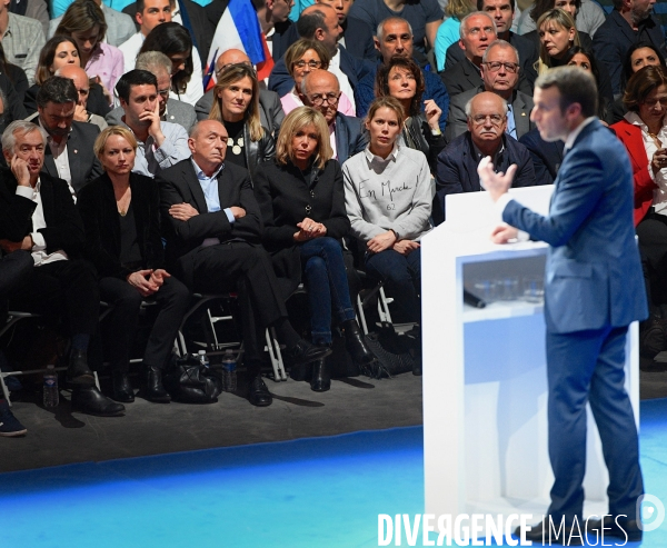 Meeting d Emmanuel Macron