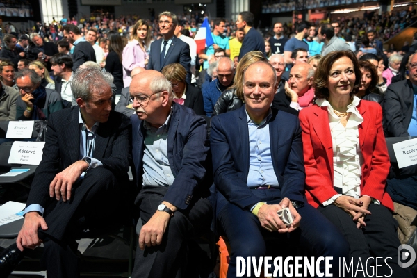 Meeting d Emmanuel Macron
