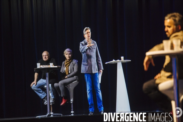 Meeting en hologramme de Jean-Luc Mélenchon à Aubervilliers