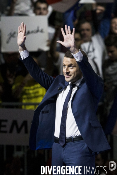 Discours d Emmanuel Macron, le leader du mouvement En Marche! et candidat à l élection présidentielle de 2017, au palais des sports de Lyon.