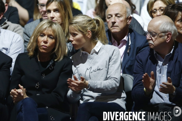 Discours d Emmanuel Macron, le leader du mouvement En Marche! et candidat à l élection présidentielle de 2017, au palais des sports de Lyon.