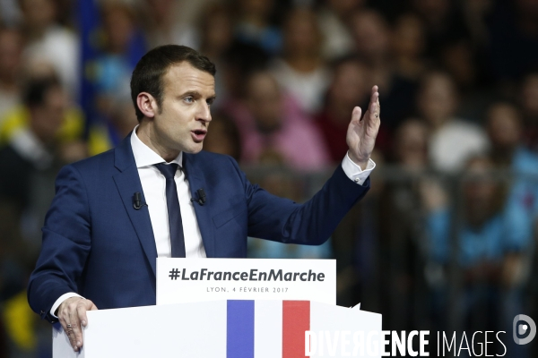 Discours d Emmanuel Macron, le leader du mouvement En Marche! et candidat à l élection présidentielle de 2017, au palais des sports de Lyon.
