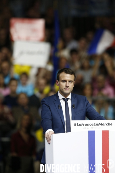 Discours d Emmanuel Macron, le leader du mouvement En Marche! et candidat à l élection présidentielle de 2017, au palais des sports de Lyon.