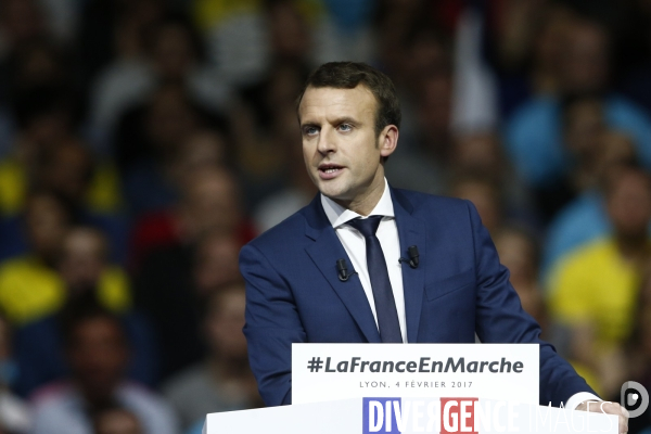 Discours d Emmanuel Macron, le leader du mouvement En Marche! et candidat à l élection présidentielle de 2017, au palais des sports de Lyon.