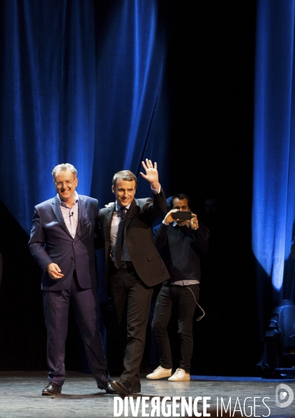 Emmanuel macron : rencontre surprise avec les marcheurs parisiens a bobino