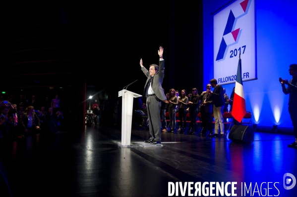 Meeting de François Fillon à Poitiers