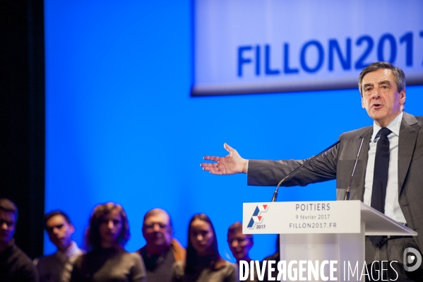 Meeting de François Fillon à Poitiers