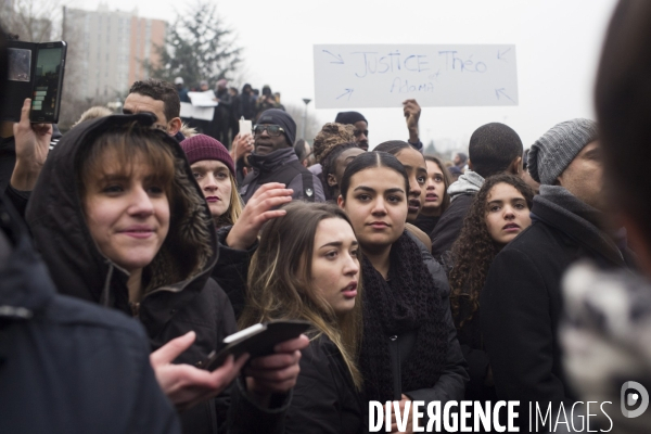 Rassemblement contre les violences policières à Bobigny