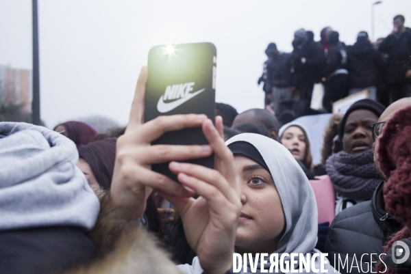 Rassemblement contre les violences policières à Bobigny