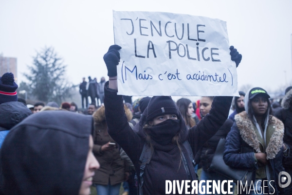 Rassemblement contre les violences policières à Bobigny