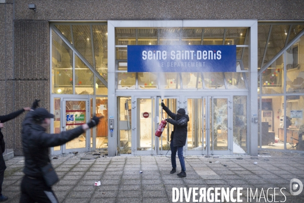 Rassemblement contre les violences policières à Bobigny