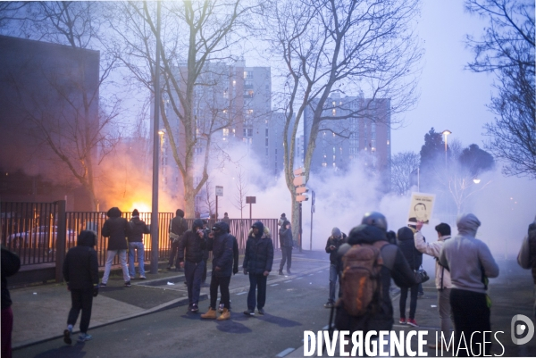 Rassemblement contre les violences policières à Bobigny