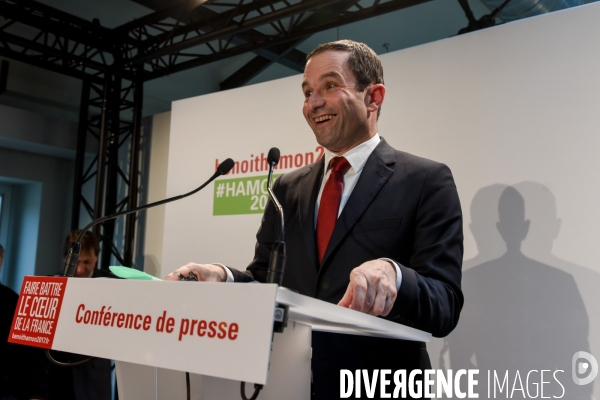 Inauguration du QG de Benoît Hamon