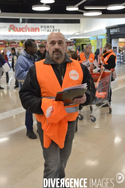 Pétition pour la défense des caissières