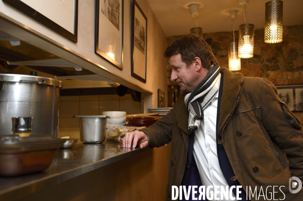 Yannick Jadot, candidat écologiste en visite à Grenoble