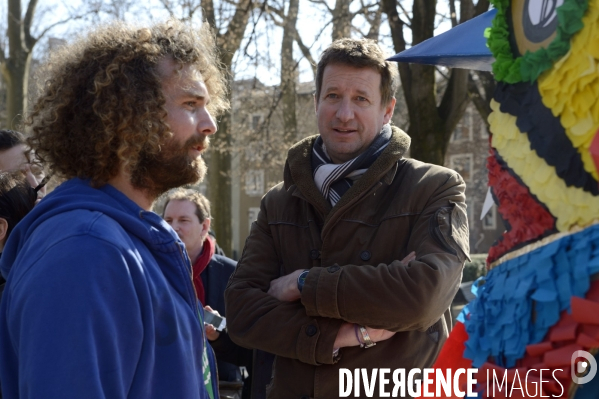 Yannick Jadot, candidat écologiste en visite à Grenoble