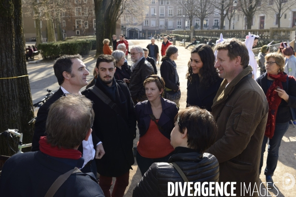 Yannick Jadot, candidat écologiste en visite à Grenoble