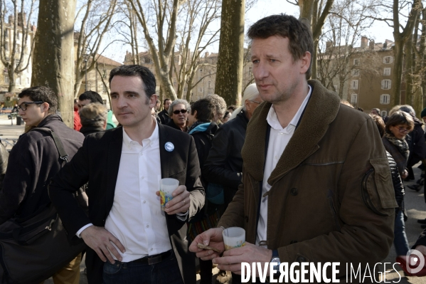 Yannick Jadot, candidat écologiste en visite à Grenoble