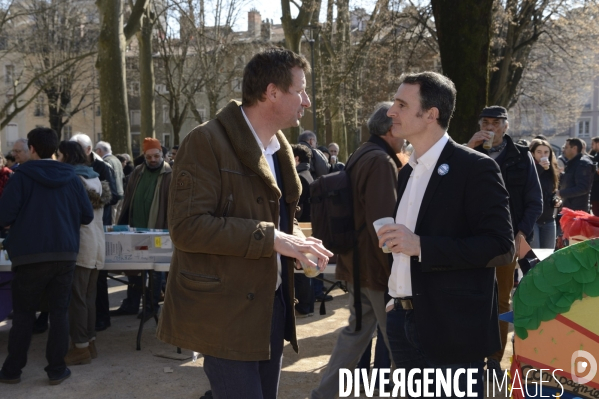 Yannick Jadot, candidat écologiste en visite à Grenoble