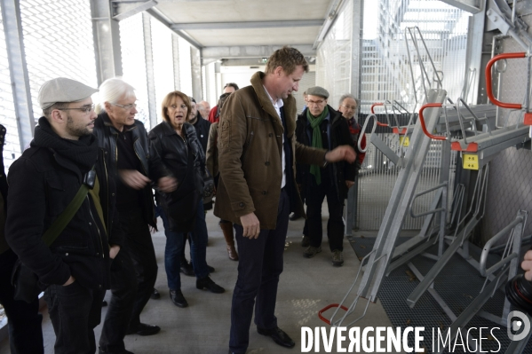 Yannick Jadot, candidat écologiste en visite à Grenoble