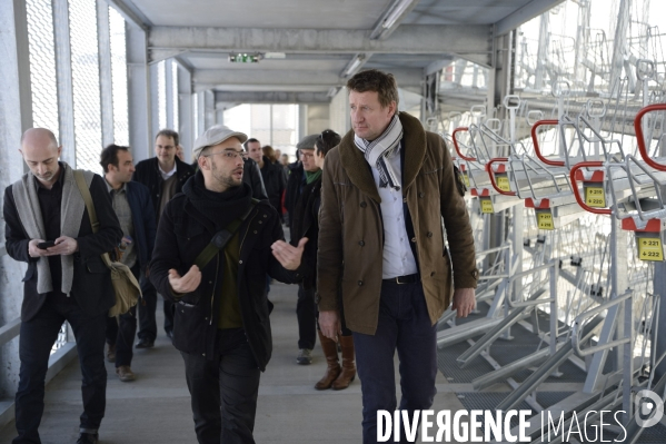 Yannick Jadot, candidat écologiste en visite à Grenoble