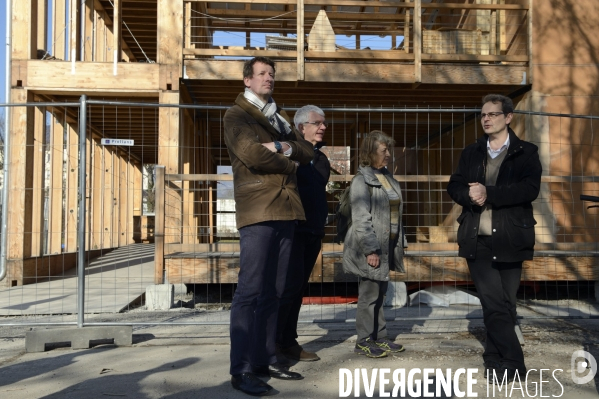 Yannick Jadot, candidat écologiste en visite à Grenoble