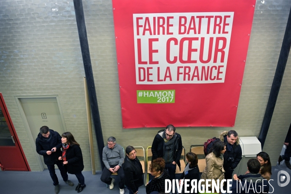 Inauguration du QG de campagne de Benoît Hamon