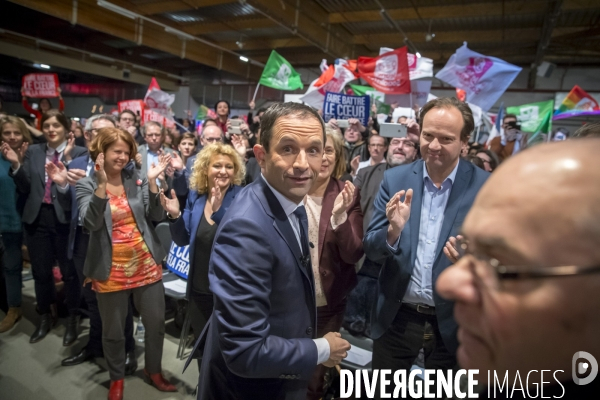 Benoît Hamon : meeting de campagne pour la primaire à Montreuil