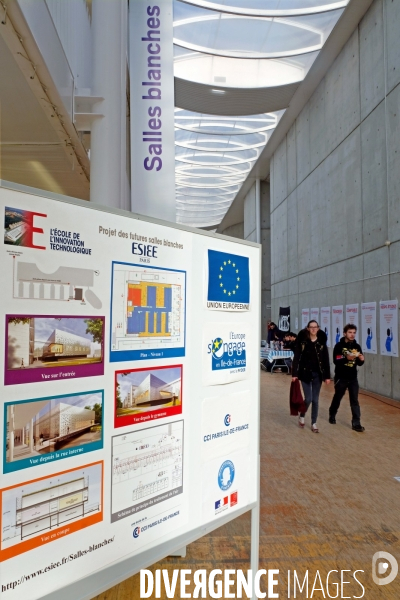 Illustration Fevrier2016.L ESIEE Paris,sur le campus de la cite Descartes.Projet de  construction de salles blanches financees par l Europe