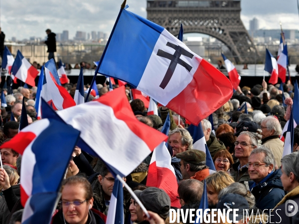 Manifestation de Soutien à François Fillon place du Trocadero