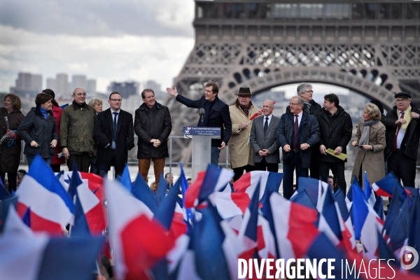 Manifestation de Soutien à François Fillon place du Trocadero