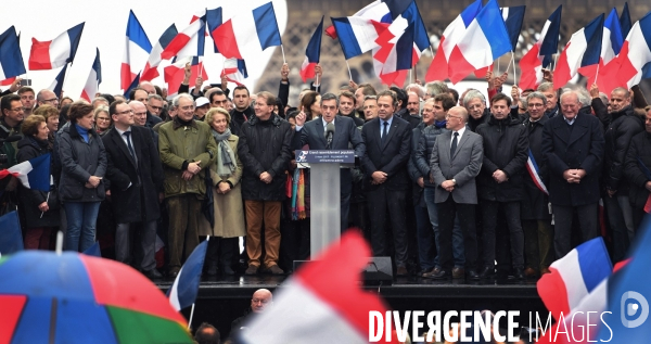 Manifestation de Soutien à François Fillon place du Trocadero