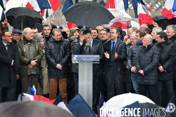 Manifestation de Soutien à François Fillon place du Trocadero