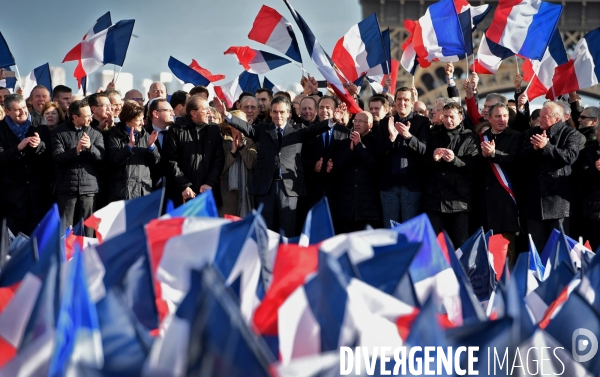 Manifestation de Soutien à François Fillon place du Trocadero