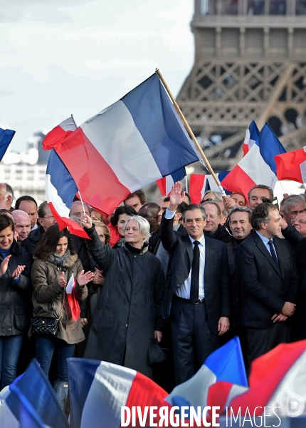 Manifestation de Soutien à François Fillon place du Trocadero