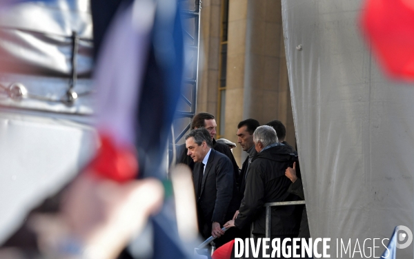 Manifestation de Soutien à François Fillon place du Trocadero