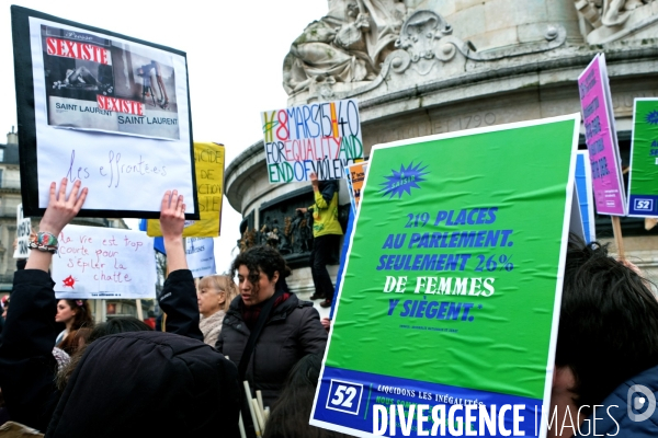 Le 8 mars journee internationale des femmes rassemblement place de la republique