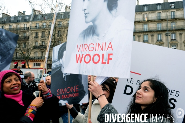 Le 8 mars journee internationale des femmes rassemblement place de la republique