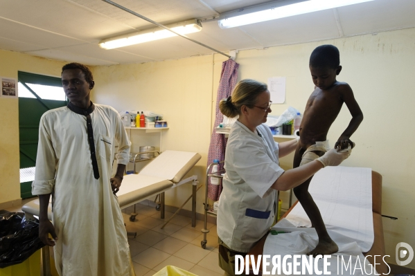 Opération BARKHANE : Tchad - Aide Médicale à la Population