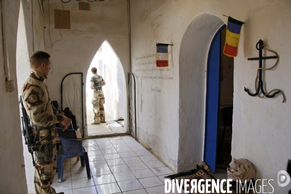 Opération BARKHANE : Base opérationnelle avancée de FAYA-LARGEAU (Tchad)