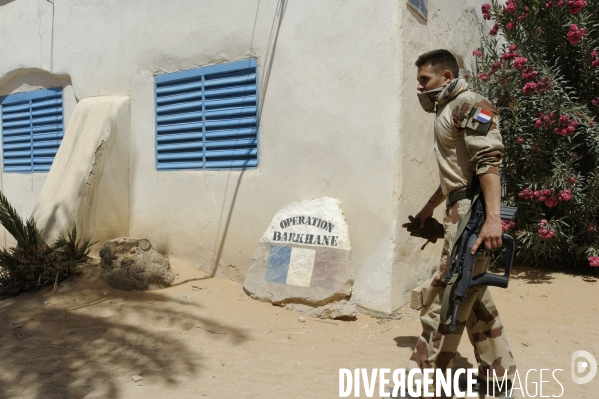 Opération BARKHANE : Base opérationnelle avancée de FAYA-LARGEAU (Tchad)