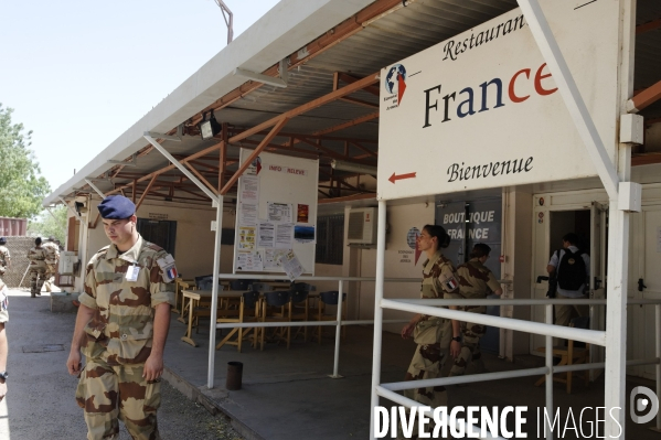 Opération BARKHANE : Base aérienne 172 de N DJAMENA (Tchad)