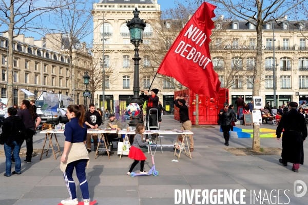 Manifestation contre la corruption en politique place de la republique