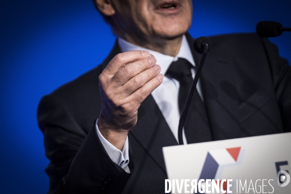 CP2017 : François Fillon presente son projet.